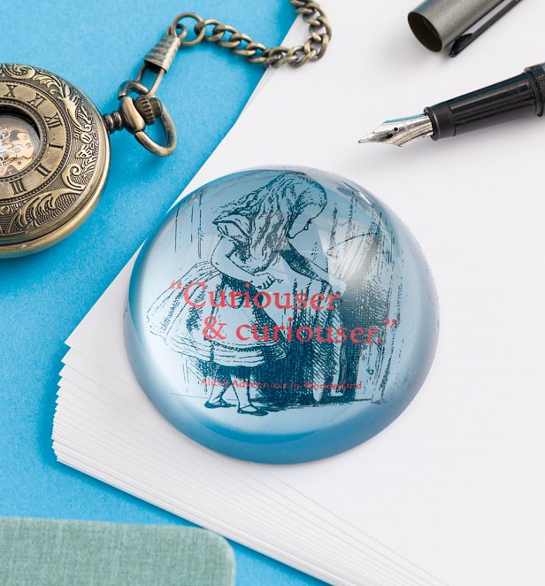 Alice In Wonderland Illustrated Paperweight Alice In Wonderland Illustrated Paperweight