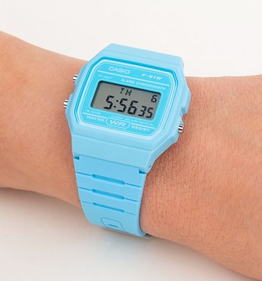 Classic Blue Watch F-91WC-2AEF from Casio Classic Blue Watch F-91WC-2AEF from Casio