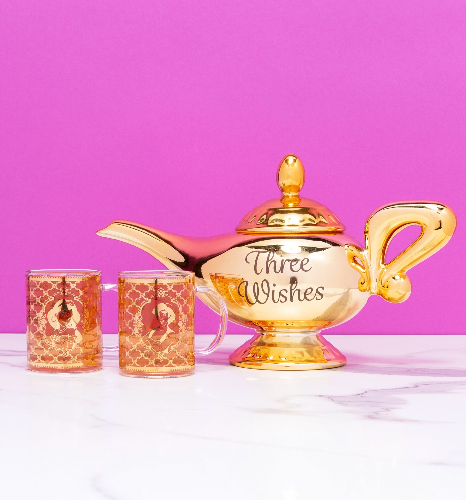 Disney Aladdin Genie Lamp Teapot And Glasses Set