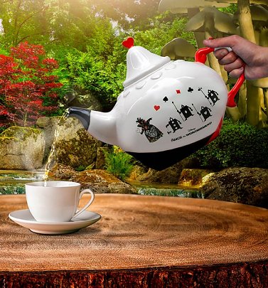 Disney Queen Of Hearts Alice In Wonderland Teapot Disney Queen Of Hearts Alice In Wonderland Teapot