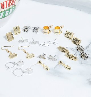 Friends Set Of 12 Stud Earrings Friends Set Of 12 Stud Earrings