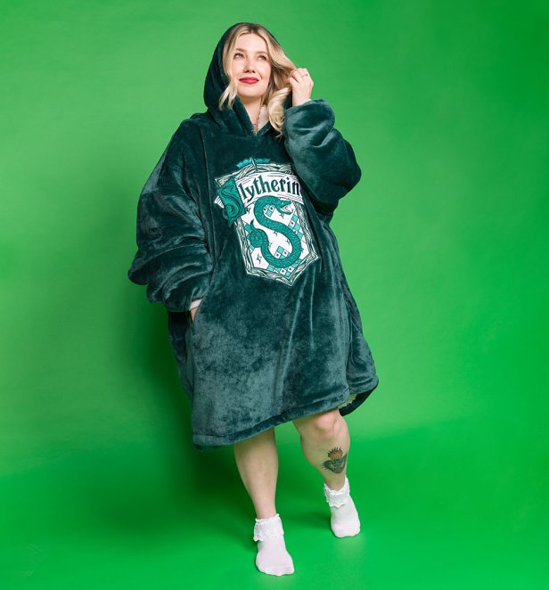 Harry Potter Slytherin Crest Oversized Hooded Blanket