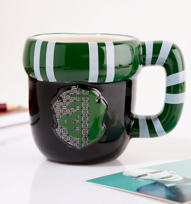 Harry Potter Slytherin Shaped Scarf Mug Harry Potter Slytherin Shaped Scarf Mug