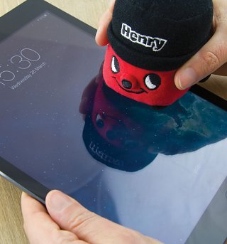 Henry The Hoover Screen Cleaner Henry The Hoover Screen Cleaner