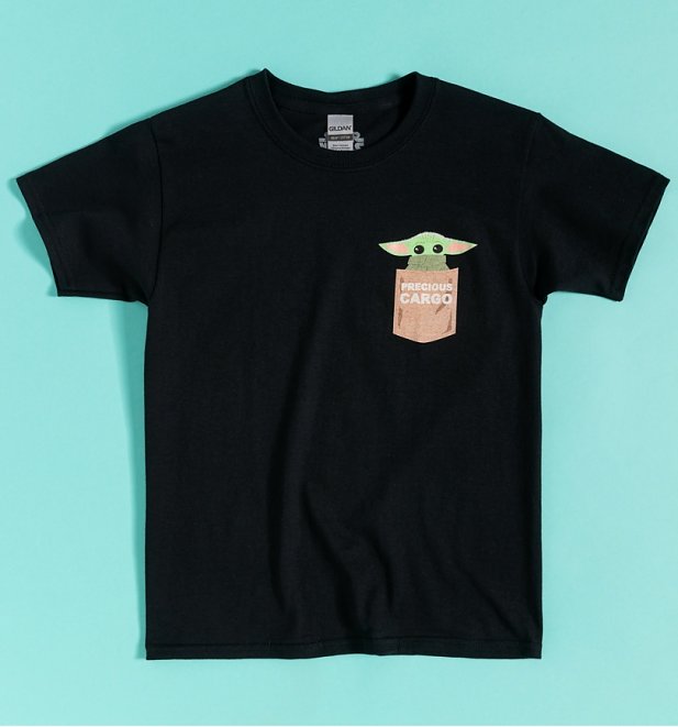 Kids Black Star Wars Mandalorian Baby Yoda Pocket T-Shirt Kids Black Star Wars Mandalorian Baby Yoda Pocket T-Shirt