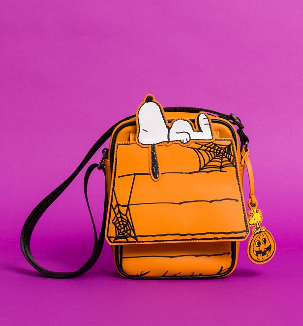 Loungefly Peanuts Great Pumpkin Snoopy Doghouse Crossbody Bag Loungefly Peanuts Great Pumpkin Snoopy Doghouse Crossbody Bag