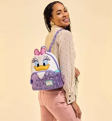 【Loungefly】Daisy Duck 85th Anniversary Mystery Box Pin Daisy Duck 85th Anniversary Mystery Box Pin | Loungefly