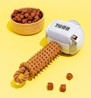 Marvel Comics Thor Hammer Dental Toy with Sound for Dogs Marvel Comics Thor Hammer Dental Toy with Sound for Dogs