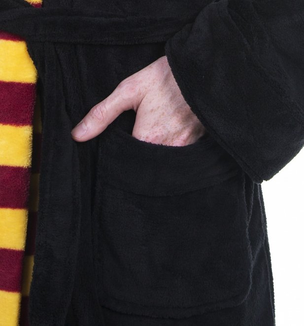 Men's Black Harry Potter Hogwarts Dressing Gown Men's Black Harry Potter Hogwarts Dressing Gown