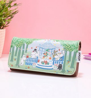 Moomin Party Wallet from House Of Disaster Moomin Party Wallet from House Of Disaster
