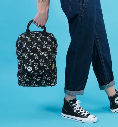 Peanuts Snoopy Outline Backpack from Mi-Pac Peanuts Snoopy Outline Backpack from Mi-Pac