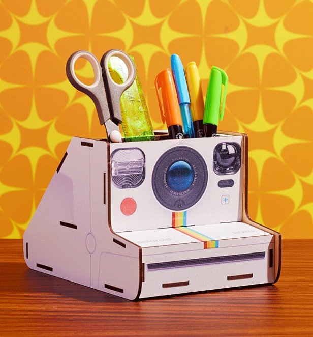 Polaroid Camera DIY Pen Pot from Mustard Polaroid Camera DIY Pen Pot from Mustard
