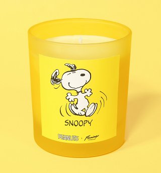 Root Beer Snoopy Frosted Yellow Jar Candle from Flamingo Candles Root Beer Snoopy Frosted Yellow Jar Candle from Flamingo Candles