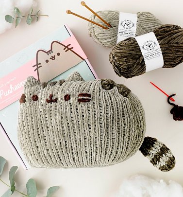 Sitting Pusheen Knitting Kit from Stitch & Story Sitting Pusheen Knitting Kit from Stitch & Story