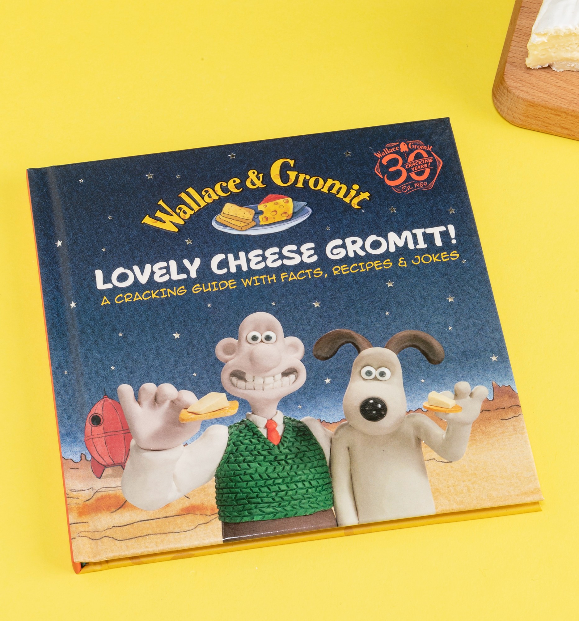 Cheese gromit gif