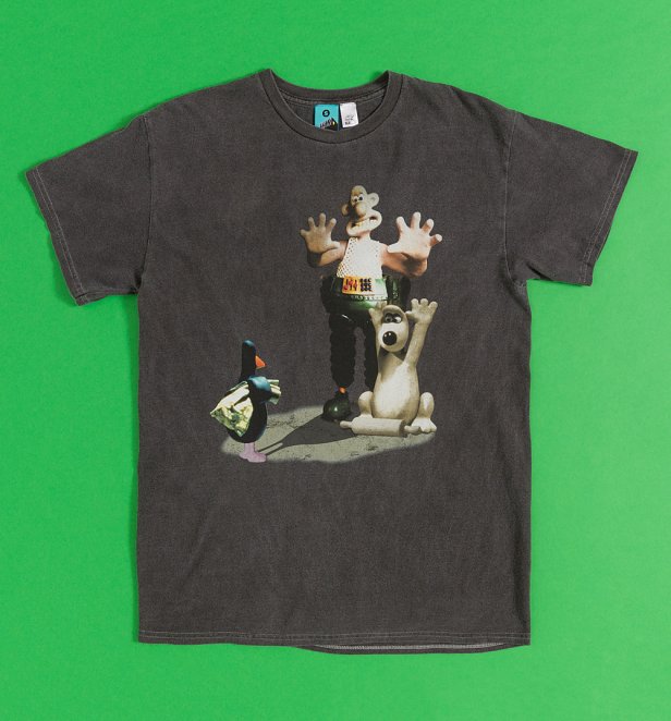 Wallace & Gromit Feathers Hold Up Vintage Wash Charcoal T-Shirt Wallace & Gromit Feathers Hold Up Vintage Wash Charcoal T-Shirt