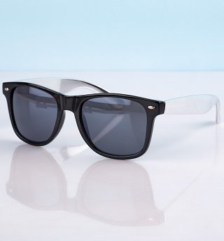 Way Farer Sunglasses With Black Frame and Silver Arms Way Farer Sunglasses With Black Frame and Silver Arms