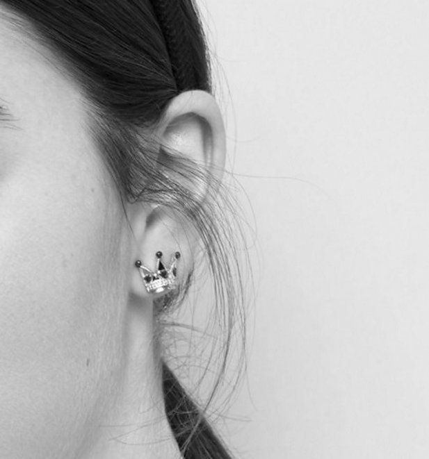 White Gold Plated Alice In Wonderland Crown Stud Earrings from Disney Couture White Gold Plated Alice In Wonderland Crown Stud Earrings from Disney Couture