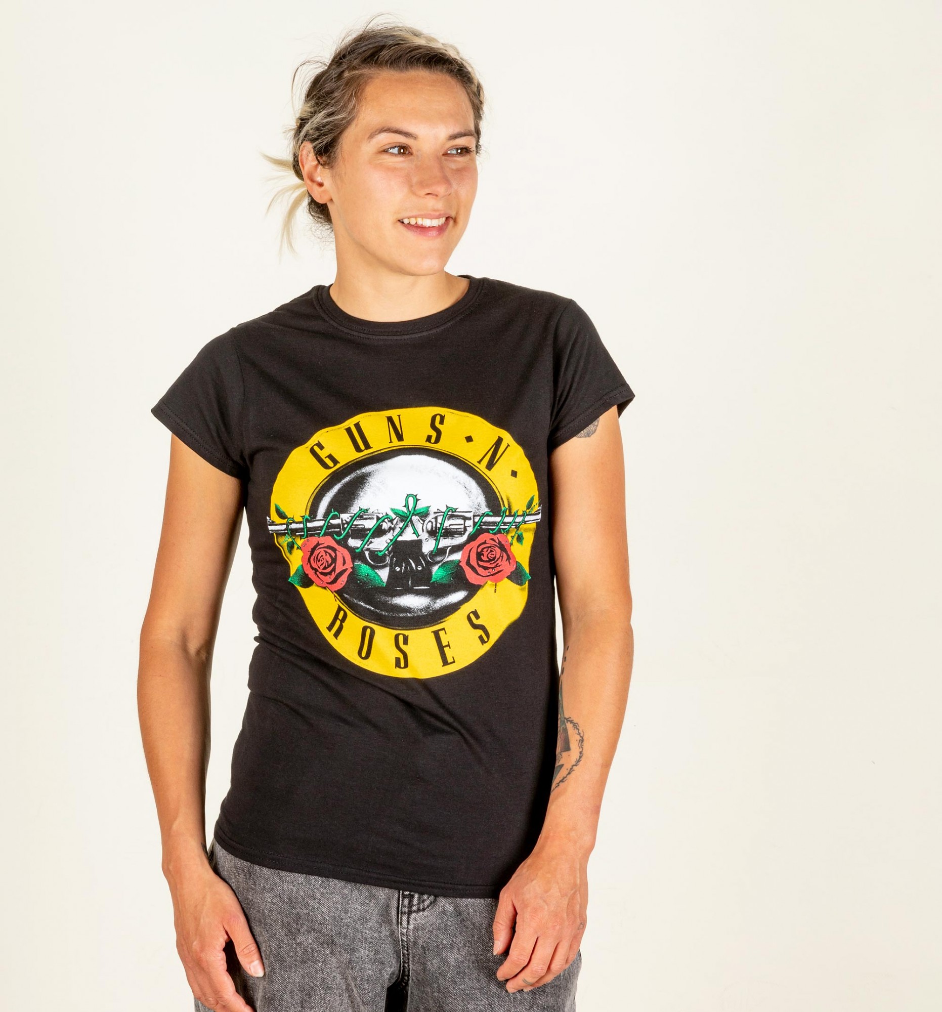Women's Black Guns N Roses Classic Logo TShirt