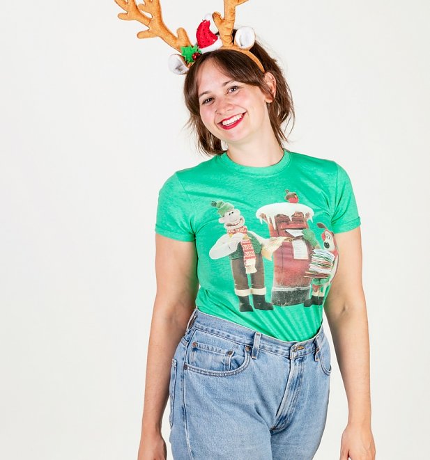 Women's Wallace And Gromit Winter Scene T-Shirt Women's Wallace And Gromit Winter Scene T-Shirt