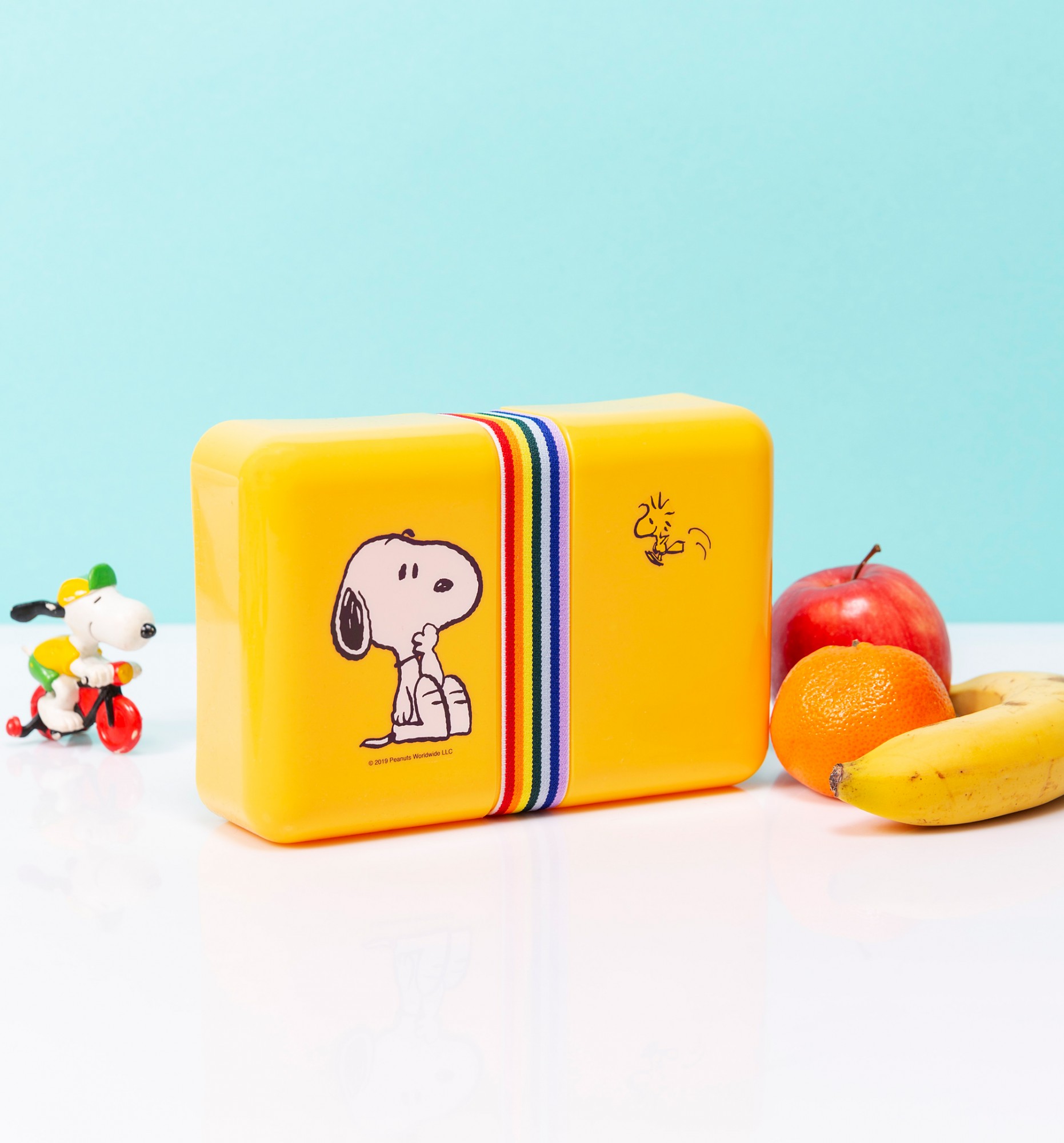 Yellow Retro Peanuts Lunch Box