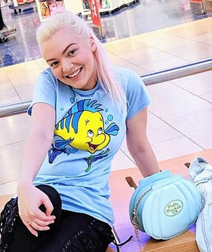 Blogger Sarah Louise Porter Blogger Sarah Louise Porter