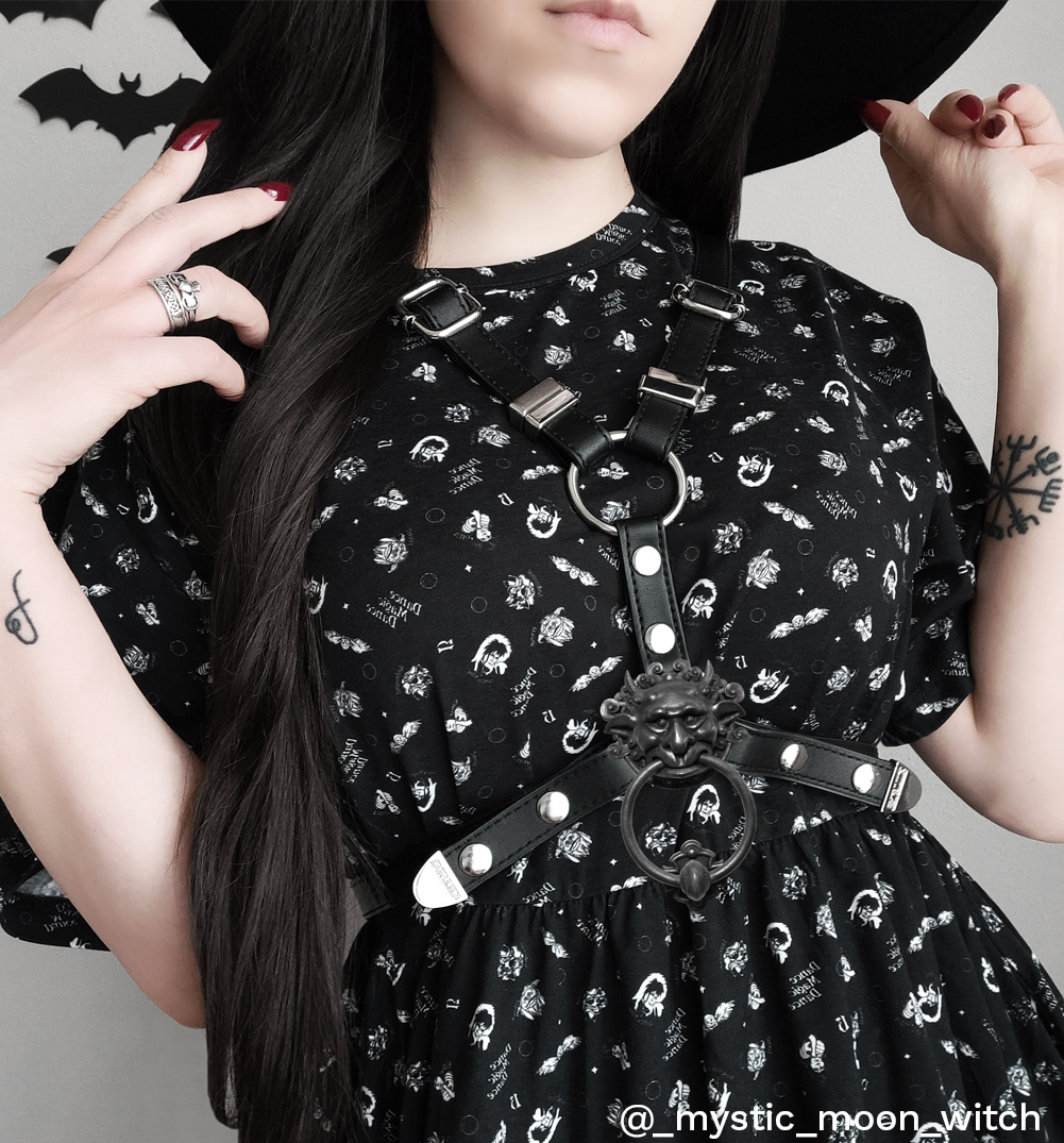 _mystic_moon_witch _mystic_moon_witch