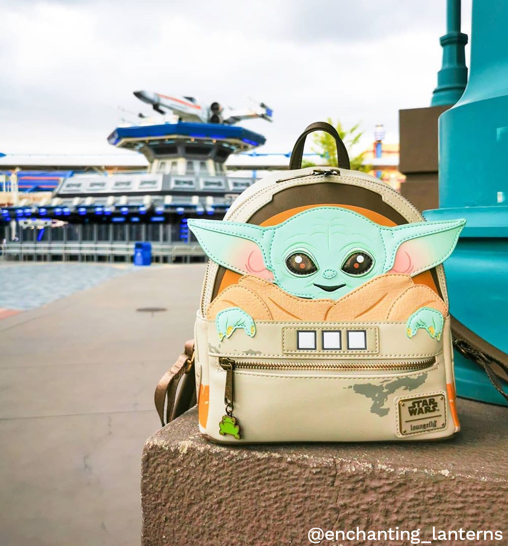 Loungefly Baby Yoda Star Wars The Mandalorian The Child Cradle Mini