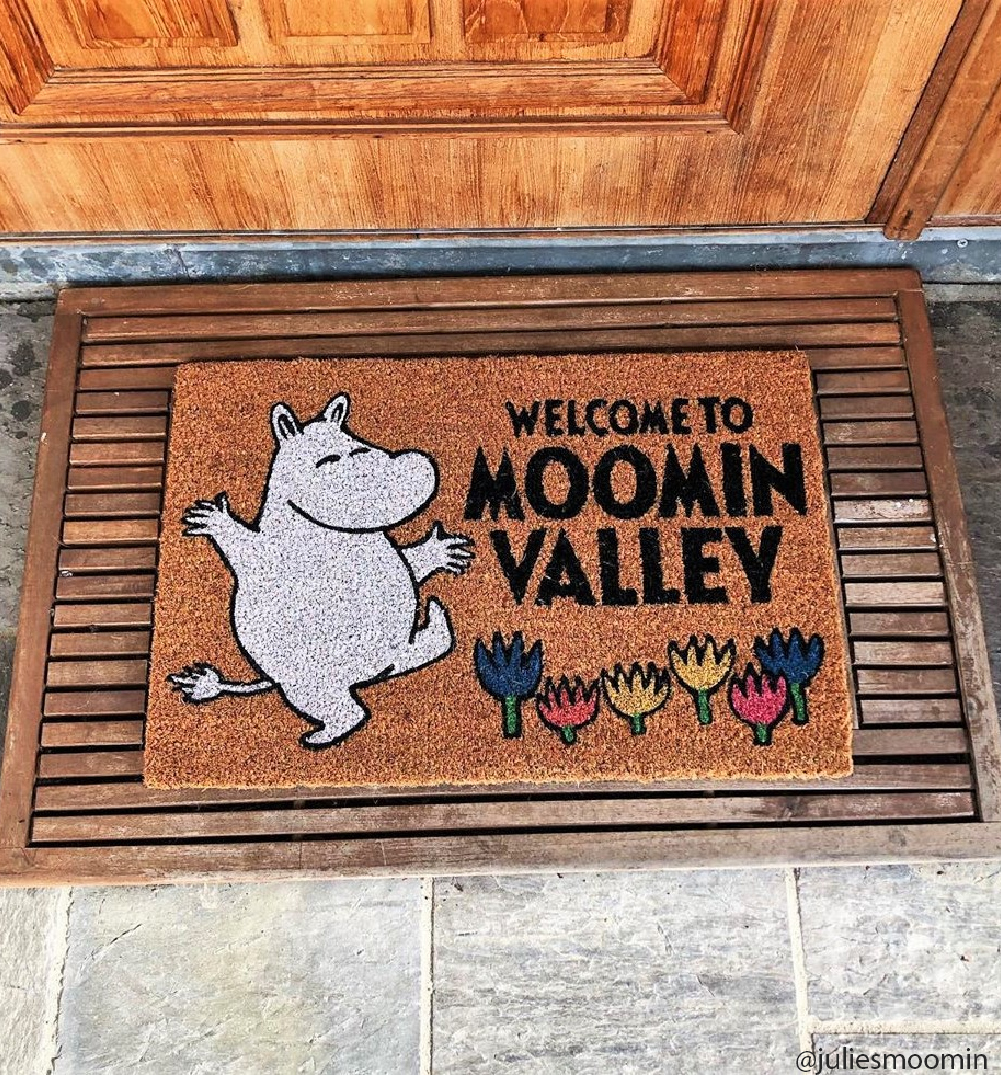 juliesmoomin juliesmoomin