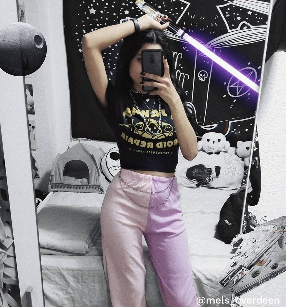 Mels_Everdeen Mels_Everdeen