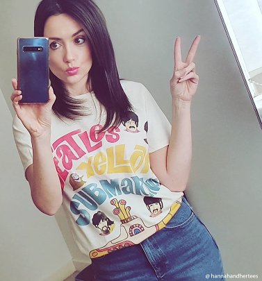 Yellow Submarine Vintage Graphic T-Shirt Yellow Submarine Vintage Graphic T-Shirt